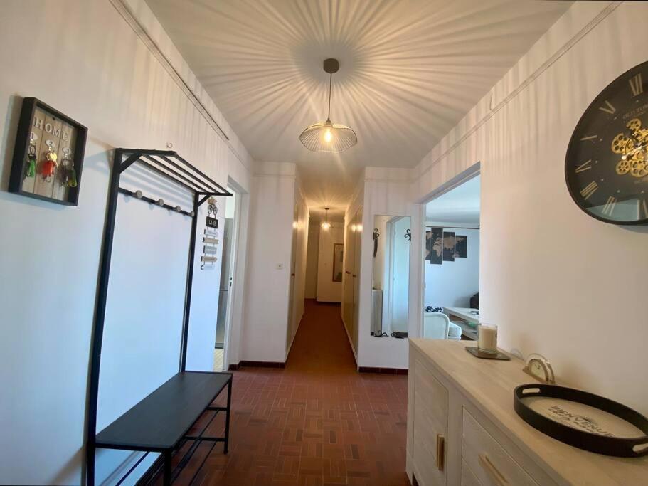 Le Buffel - Appartement 4 Chambres, Parking, Wi-Fi, Tram - 8Pers Montpellier Exteriér fotografie